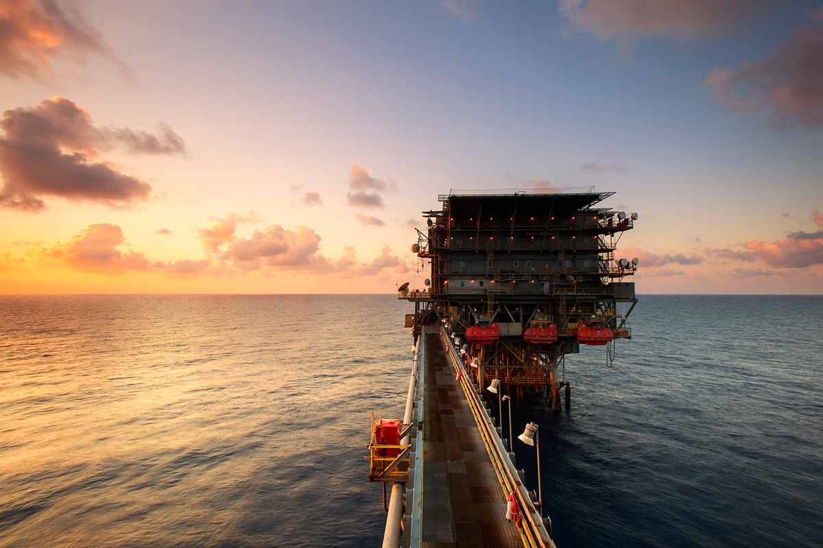 oilandgas-offshore-platformWood Mackenzie forecasts 2017